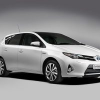 TOYOTA AURIS