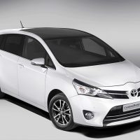 TOYOTA VERSO